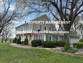 1314 W Red Bridge Rd in Kansas City, MO - Foto de edificio - Building Photo