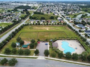 101 Highland Meadows St in Davenport, FL - Building Photo - Building Photo