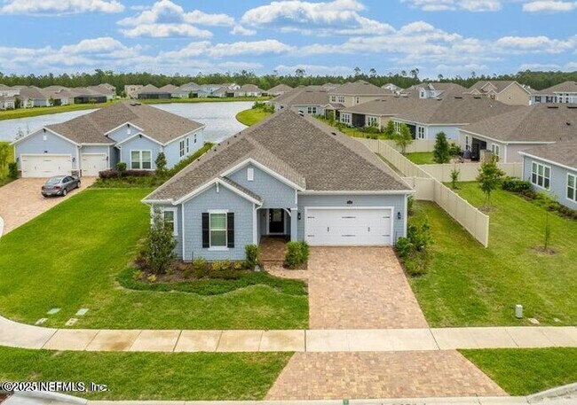 300 Carina Trl in Saint Johns, FL - Foto de edificio - Building Photo