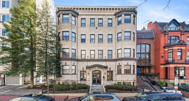 property at 2012 O St NW