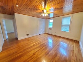 234 Cypress St, Unit 1 in Brookline, MA - Building Photo - Building Photo