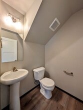 416 S Kansas Loop in East Wenatchee, WA - Building Photo - Building Photo