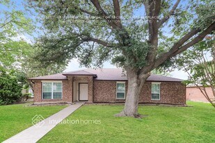 611 Hanover Dr in Allen, TX - Building Photo