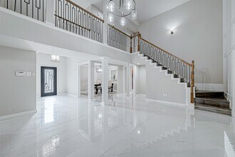 3102 Glenn Lakes Ln in Missouri City, TX - Building Photo - Building Photo