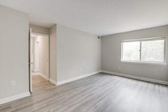 12203 Academy Way in Rockville, MD - Building Photo - Building Photo
