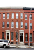 929 N Calvert St in Baltimore, MD - Building Photo