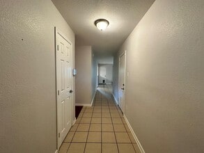 11108 Bending Bough Trail in Austin, TX - Building Photo - Building Photo