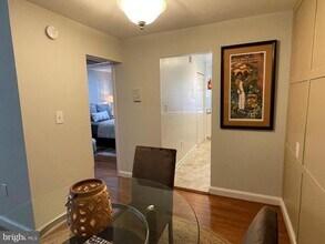 2606 Tunlaw Rd NW in Washington, DC - Building Photo - Building Photo