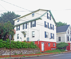 15 Cumberland Ave in Portland, ME - Building Photo