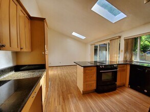 2811 182nd Ave NE in Redmond, WA - Building Photo - Building Photo