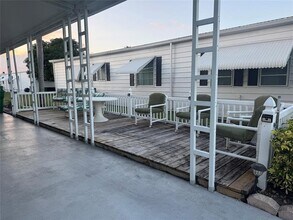 1921 SW 83rd Ave in Davie, FL - Building Photo - Building Photo