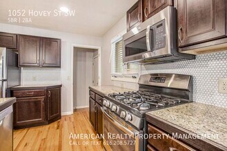 1052 Hovey St SW in Grand Rapids, MI - Building Photo - Building Photo