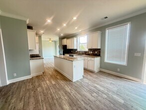 631 Imogene Dr in Gilbertsville, KY - Building Photo - Building Photo