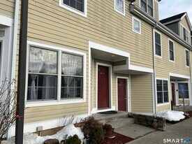 793 Federal Rd in Brookfield, CT - Building Photo