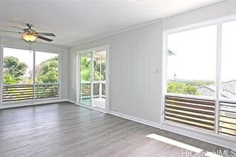 3647 Aliamanu St in Honolulu, HI - Building Photo - Building Photo