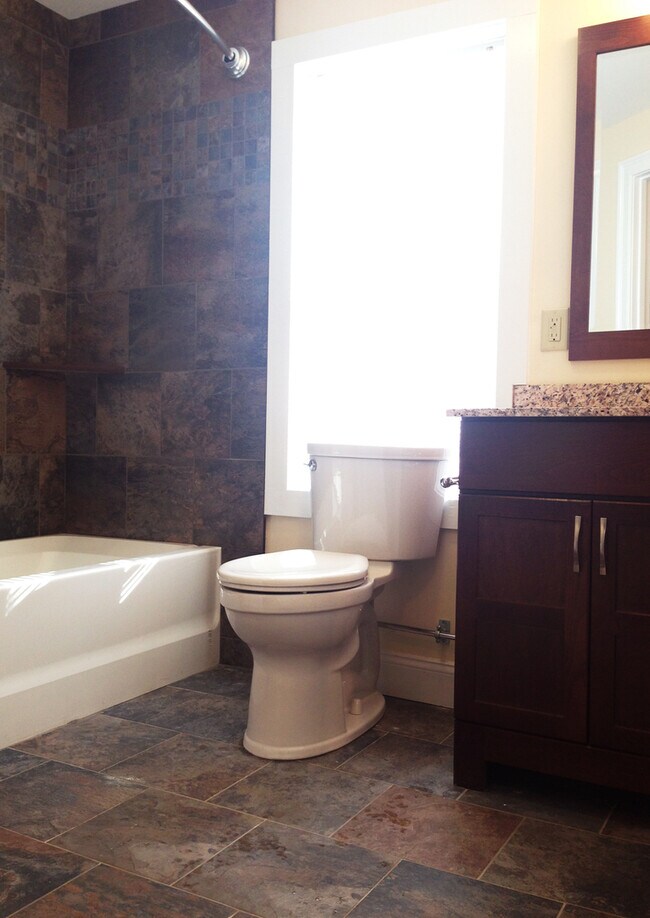 54 North St in Burlington, VT - Building Photo - Building Photo