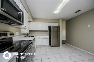 2733 Mint Dr in Orlando, FL - Foto de edificio - Building Photo