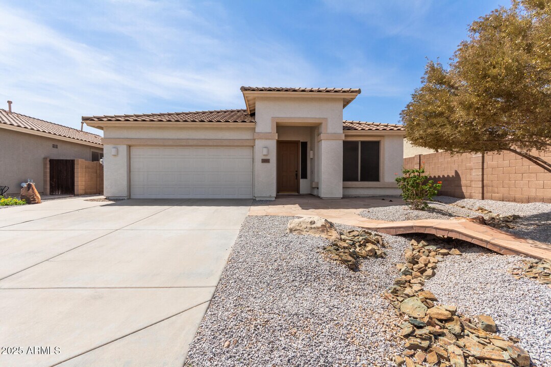 3246 N 125th Dr in Avondale, AZ - Building Photo