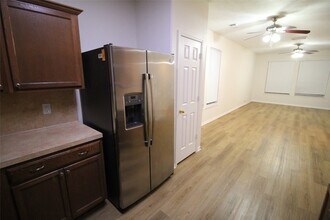 21123 Sprouse Cir in Humble, TX - Building Photo - Building Photo