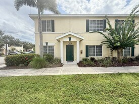 250 Cape Harbour Loop in Bradenton, FL - Building Photo