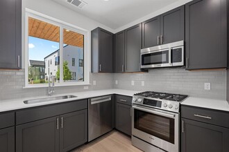 3704 Jetson Wy in Austin, TX - Building Photo - Building Photo