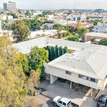 11600 Rochester Ave in Los Angeles, CA - Building Photo - Building Photo