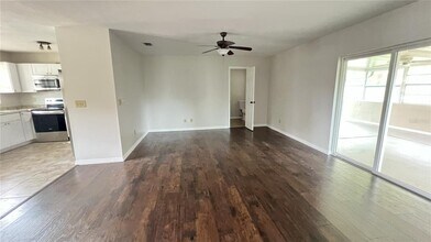 8348 Angela Ct in Zephyrhills, FL - Building Photo - Building Photo