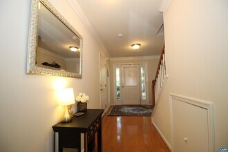 106 Melbourne Park Circle in Charlottesville, VA - Building Photo - Building Photo