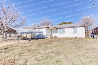 2611 SW Evans Ave in Lawton, OK - Building Photo - Building Photo