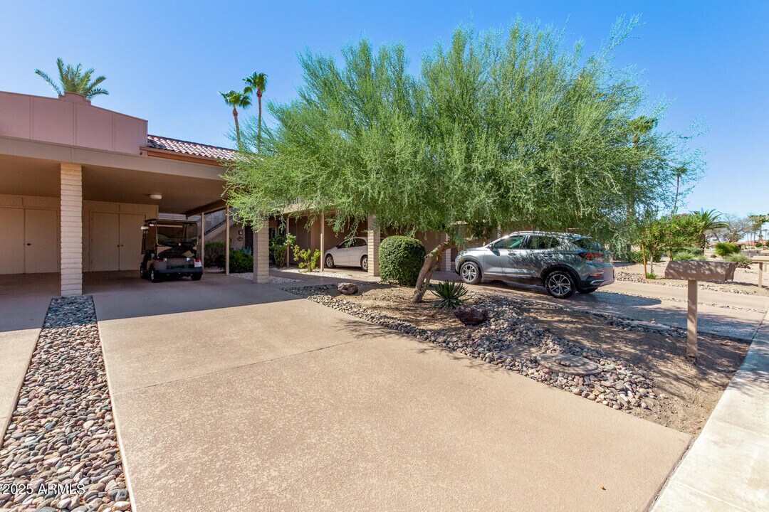 19846 N Star Ridge Dr in Sun City West, AZ - Building Photo