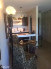 1 Villa Verde Dr in Buffalo Grove, IL - Building Photo - Building Photo