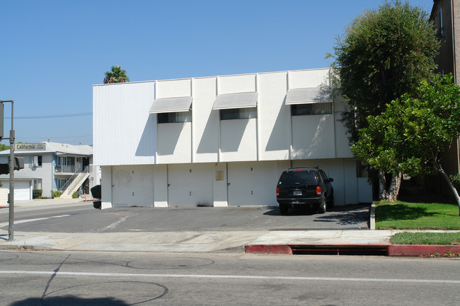 469 W California Ave in Glendale, CA - Building Photo - Building Photo