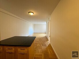 East 79th Street in New York, NY - Building Photo