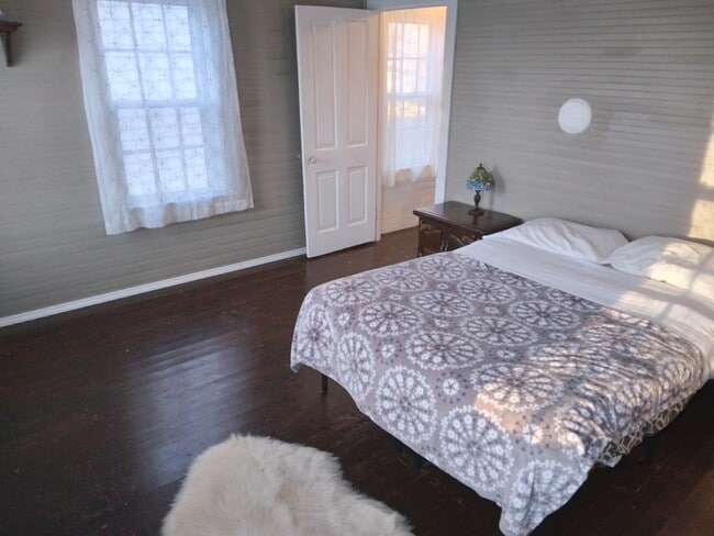 908 Chestnut St in Elizabeth City, NC - Foto de edificio - Building Photo