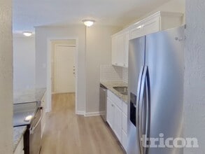 413 S Willow St in Mansfield, TX - Building Photo - Building Photo