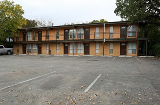 Hyde Park Flats Apartments