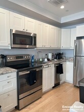 296 Beacon St, Unit #3 in Boston, MA - Building Photo - Building Photo