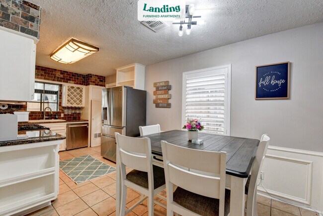 1207 Archer St-Unit -A.1303627 in Houston, TX - Foto de edificio - Building Photo