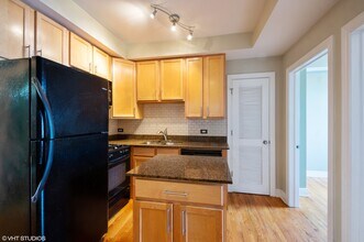 2013 N Leavitt St in Chicago, IL - Building Photo - Building Photo