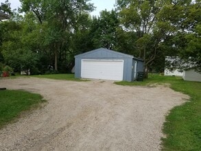 405 12th St NW in Willmar, MN - Building Photo - Building Photo