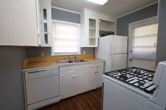 1716 Charlton St in Valdosta, GA - Building Photo - Building Photo