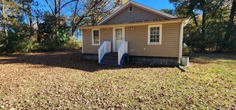 3037 Marks Creek Rd in Knightdale, NC - Building Photo