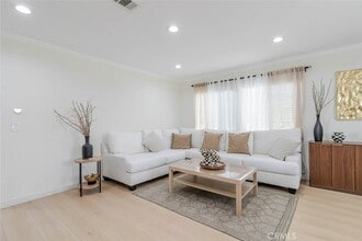 12300 Stagg St in Los Angeles, CA - Building Photo - Building Photo