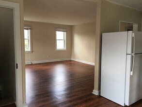 6004 Old Capitol Trl in Wilmington, DE - Building Photo - Building Photo