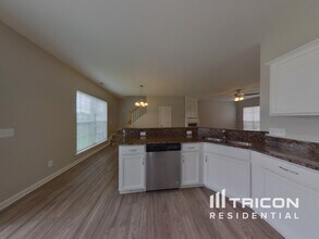 2416 Deberry Ct in Charlotte, NC - Building Photo - Building Photo