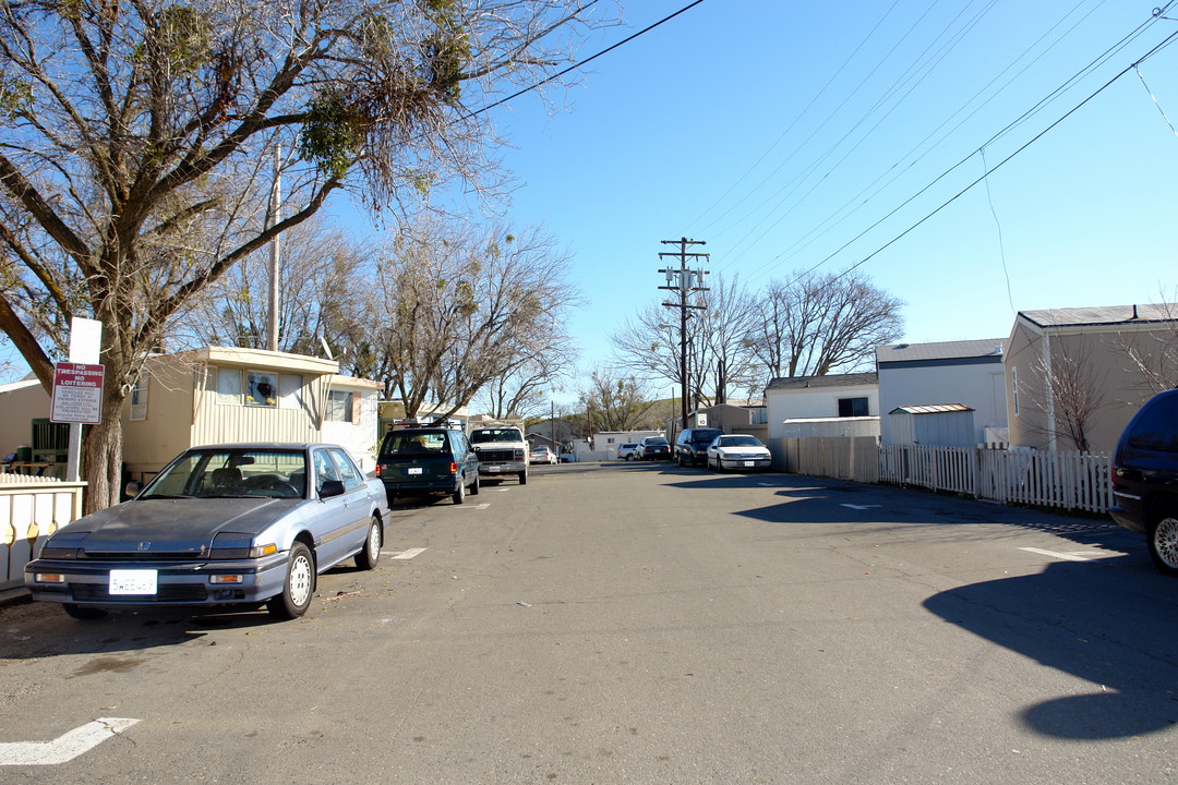 Vacaville Mobile Home Park in Vacaville, CA - Building Photo