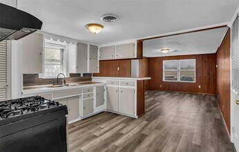 3200 FM660 in Ferris, TX - Building Photo - Building Photo