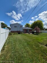 33011 Lynx St in Westland, MI - Building Photo - Building Photo