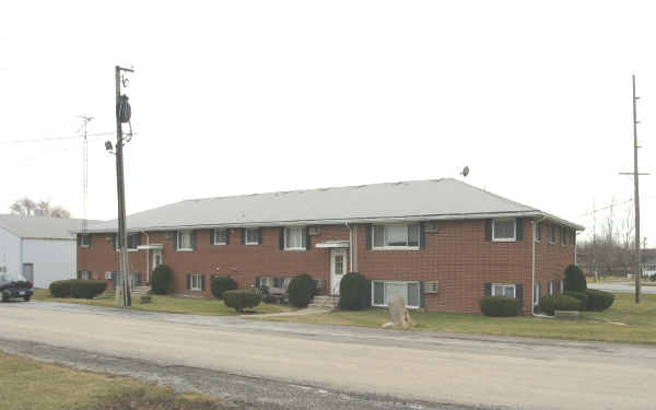 Meadow Apartments in Peotone, IL - Building Photo