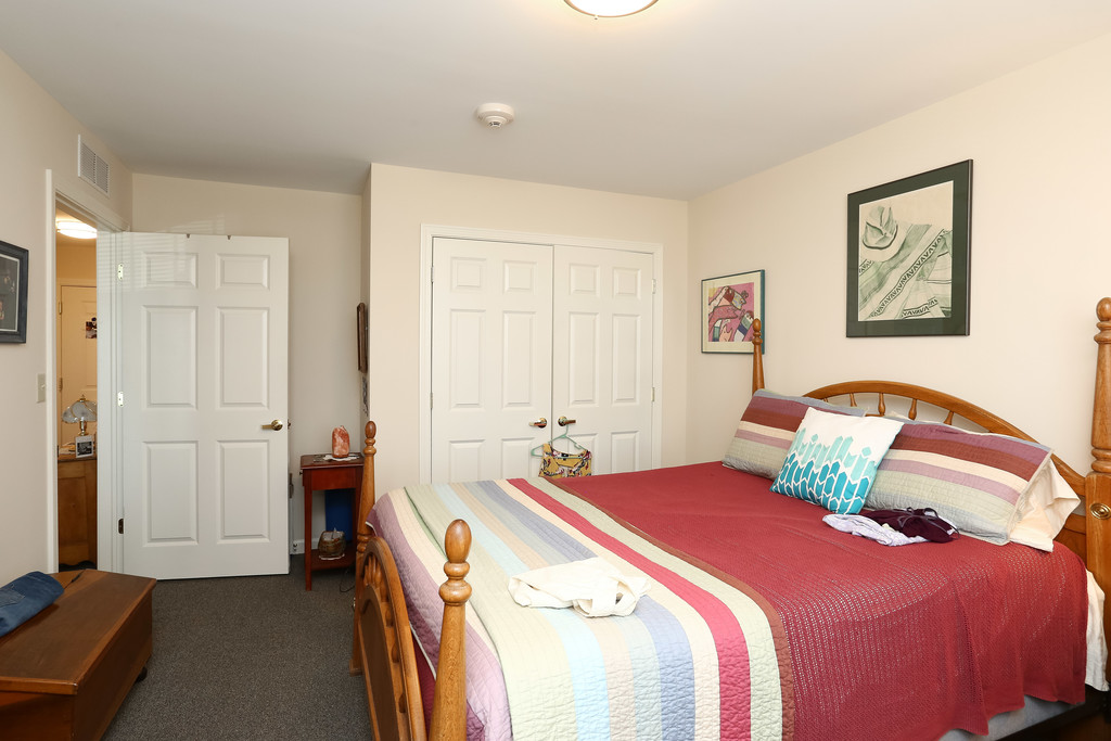 Victoria Gardens Apartments in Waterford, CT